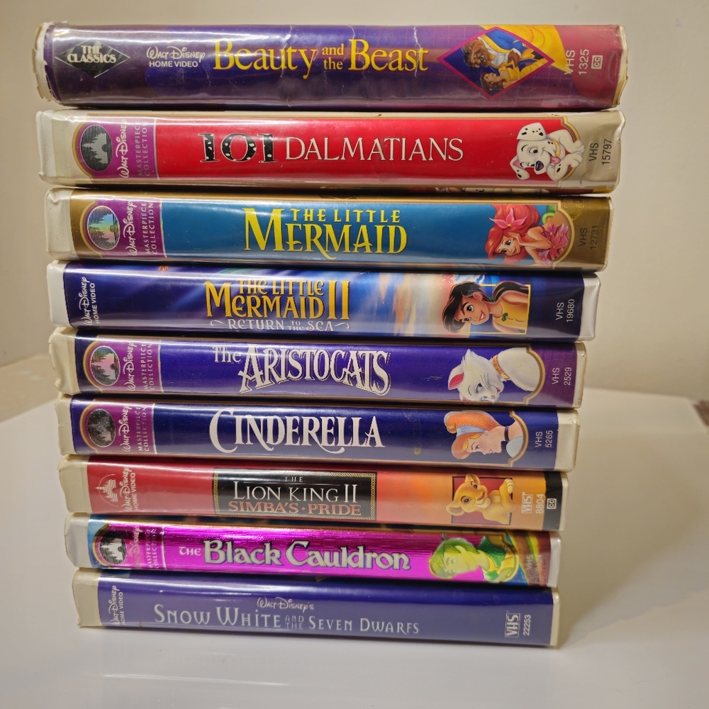 Disney Classics VHS Set  Of 9 Movies